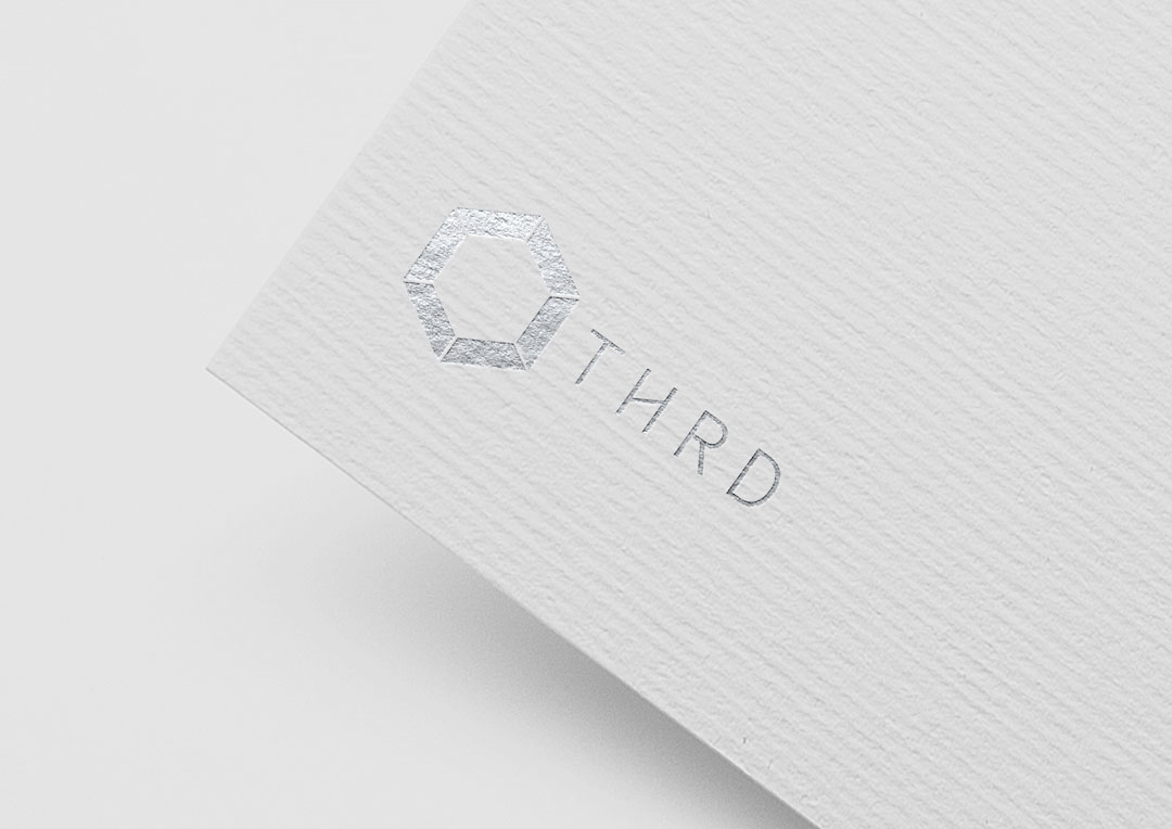 Agence Takestwo : calage logo pour la plateforme Othrd